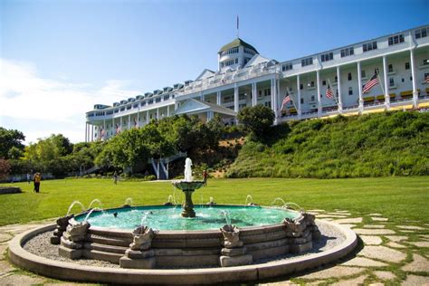 Places to stay in mackinac island. Things To Know About Places to stay in mackinac island. 
